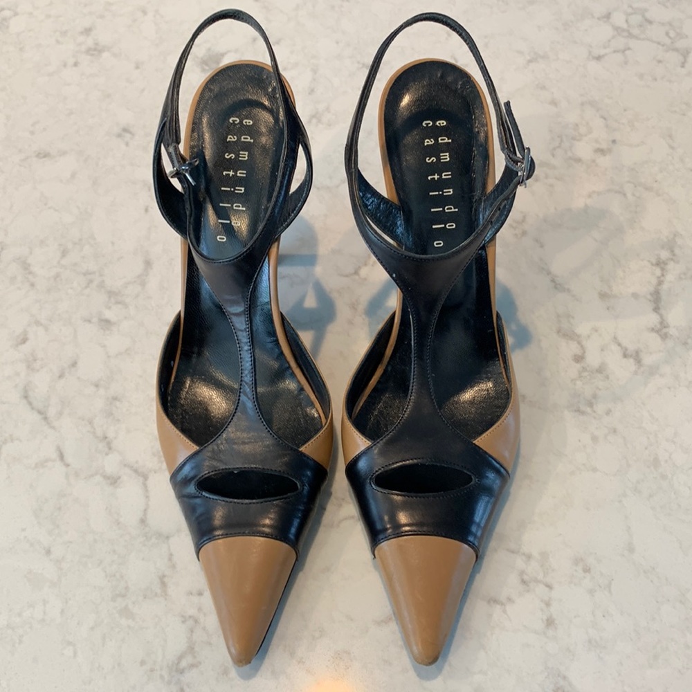 Women's size 8 Edmundo Castillo nude/black sling back shoes.